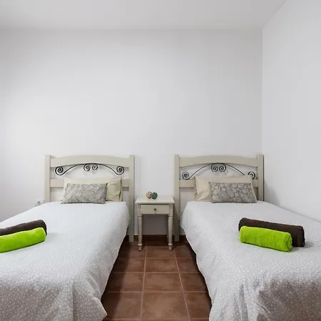 La Madera - Urban Near The Airport - Wifi Διαμέρισμα *
